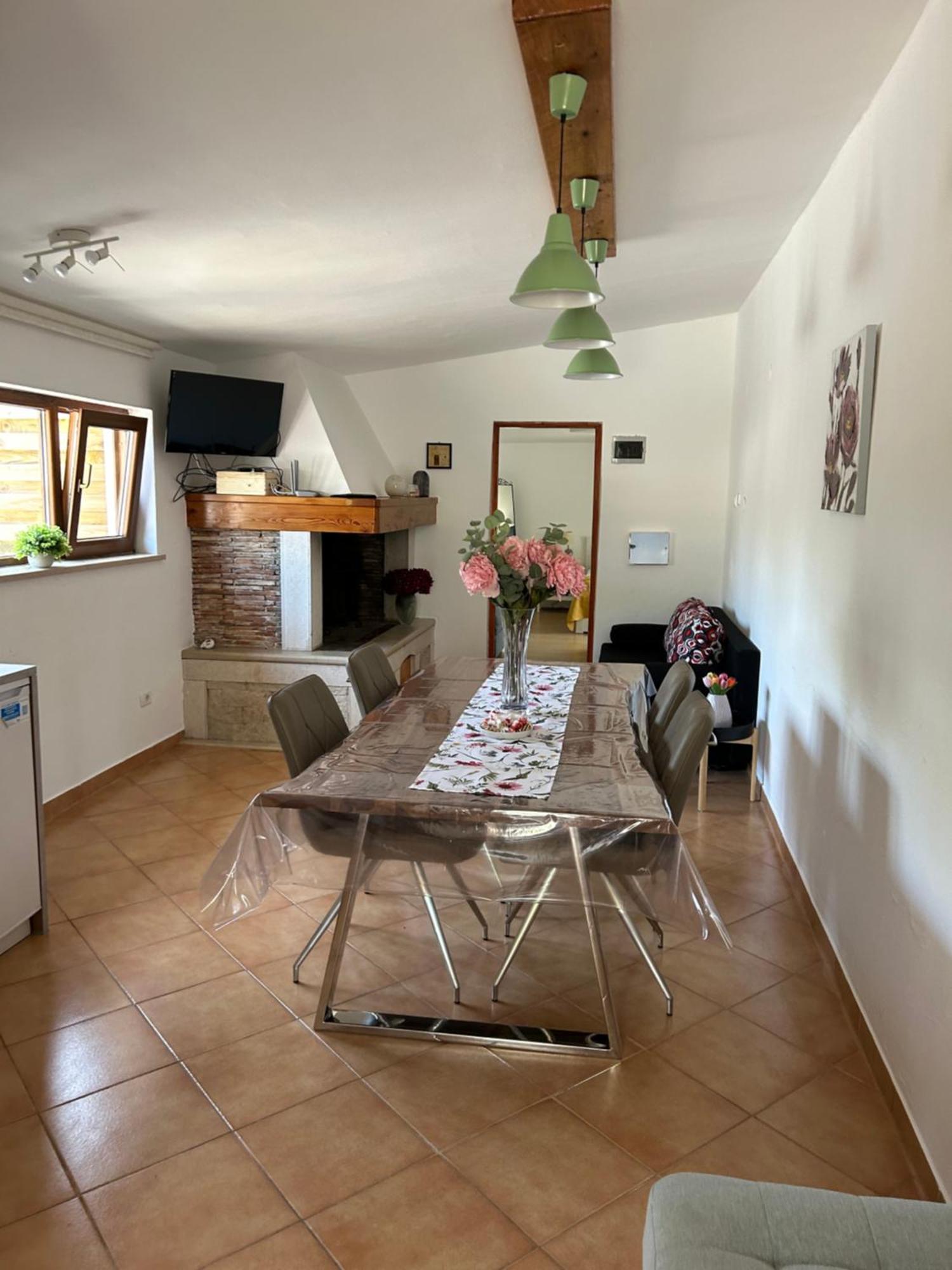 Volmefamily Apartman Póla Kültér fotó